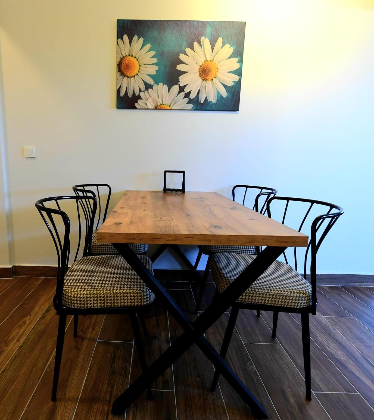 Sera Homes Apartament *